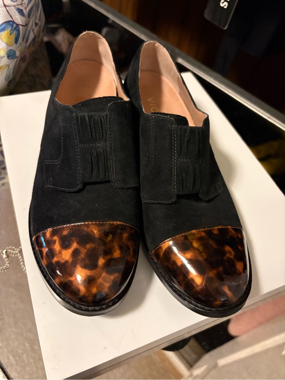Black Suede  Vionic  Women’s Loafers with Tortoiseshell Cap Toe size 7